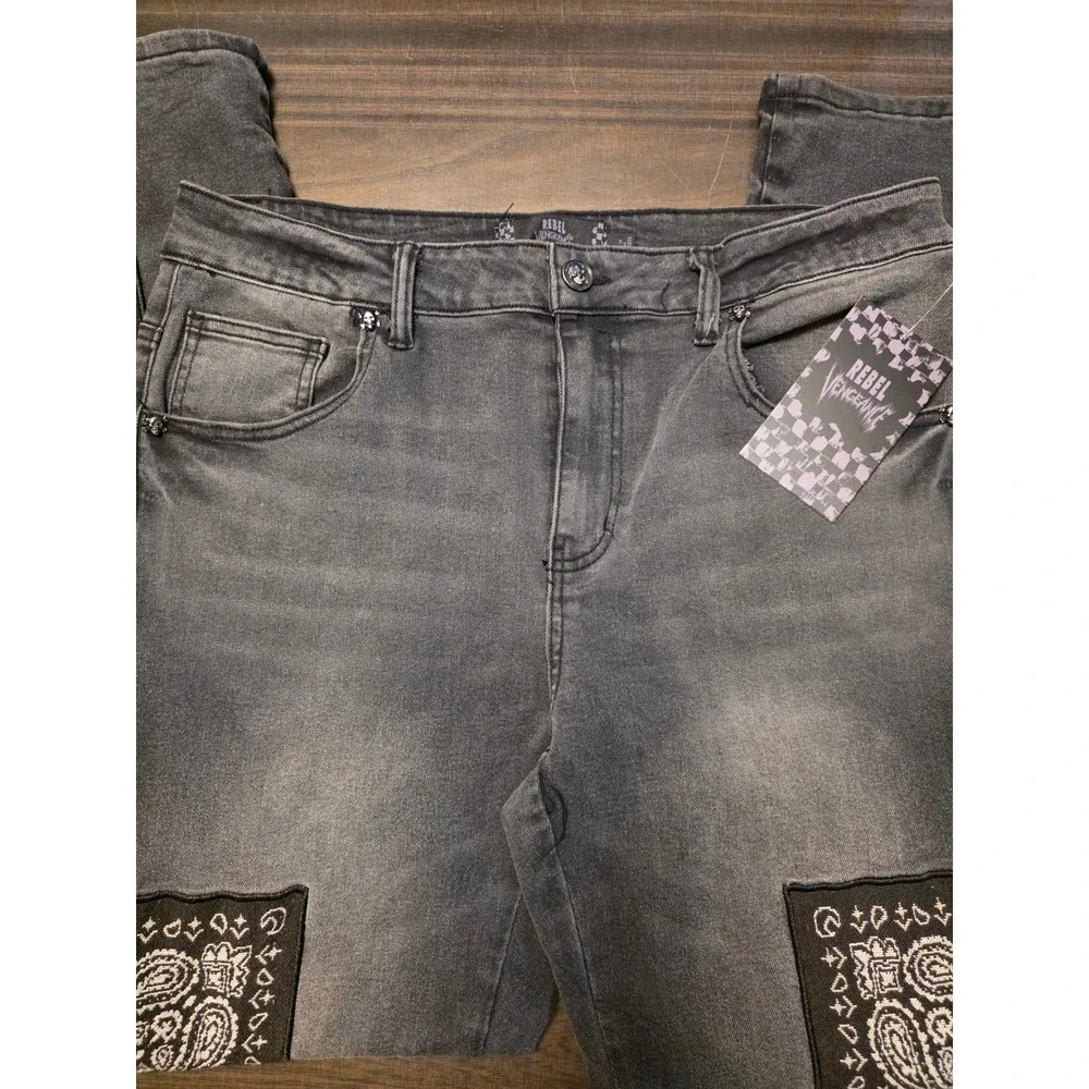 Rebel Vengeance Mens Faded Black Paisley Bandana Patchwork Skull Denim Jeans 34